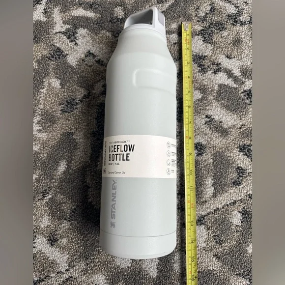 Stanley IceFlow Aerolight Bottle in Gray - Picture 7 of 7